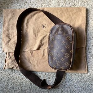 Louis Vuitton Monogram Pochette Gange Crossbody / Belt Bag
